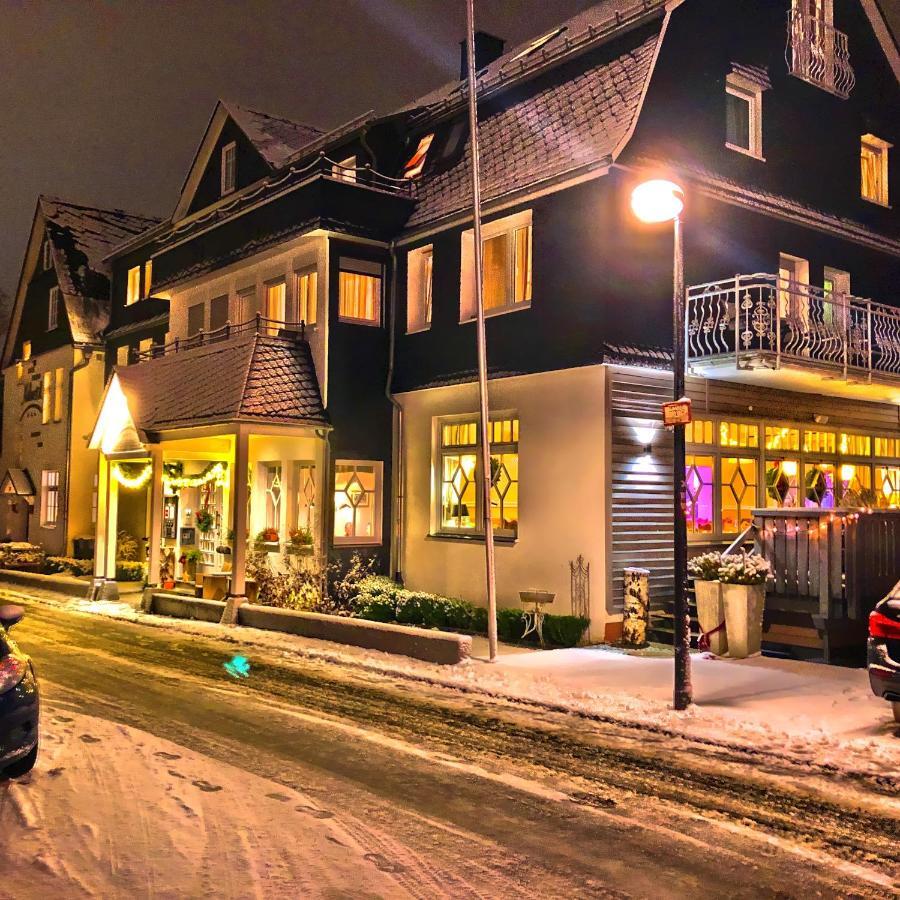 Hotel Nuhnetal ヴィンターベルク エクステリア 写真